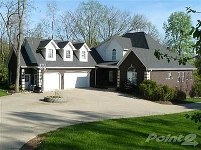 1st image of 107 Riverview St