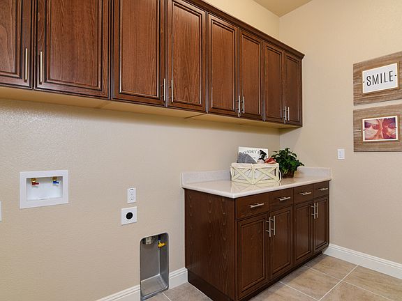 Interior Cedar_Laundry_24