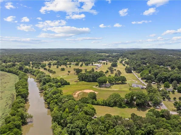 335 Craigtown Rd NE, Calhoun, GA 30701