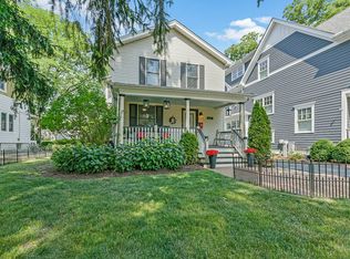 4716 Linscott Ave, Downers Grove, IL 60515