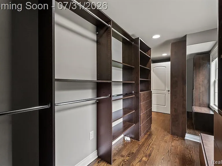 1592 Lone Pine Rd — Photo 20
