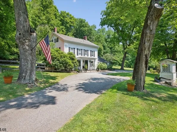 92 Pleasant Hill Rd, Chester Twp., NJ 07930