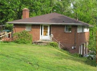 114 Walker St, Oakdale, PA