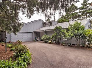 853 Lakeview Dr, Manzanita, OR