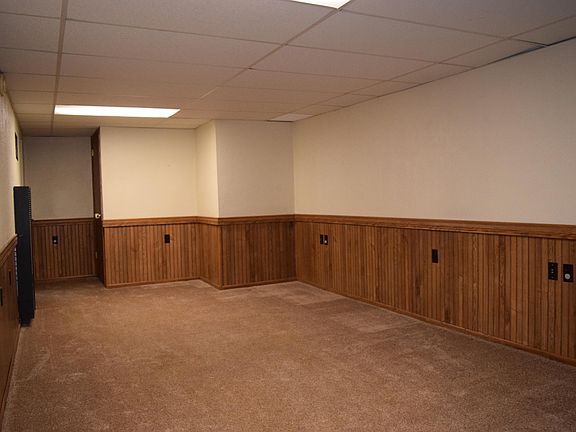 5th image of 1455 Cedar Creek St