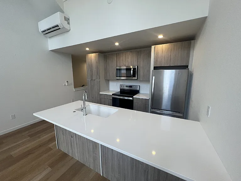3700 N Marion St #102 — Photo 12