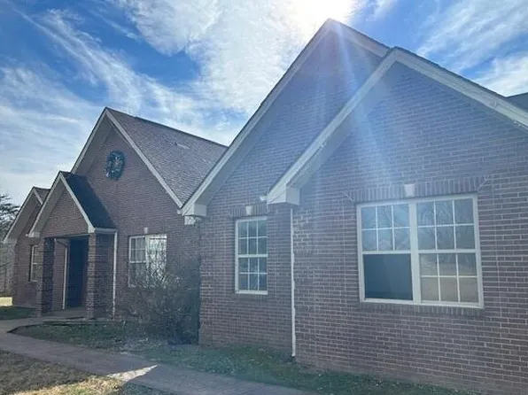 285 Bob Helton Rd, Whitley City, KY 42653