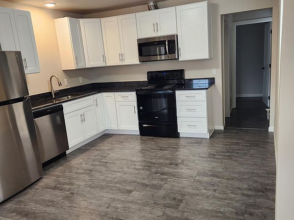 4th image of 107 E Heroy Ave