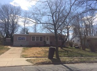 528 Windsor Ave, Maple Shade, NJ 08052