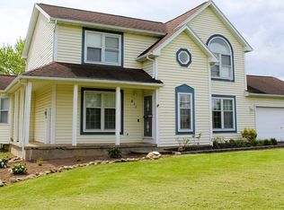 611 Chambers St, Spencerport, NY 14559