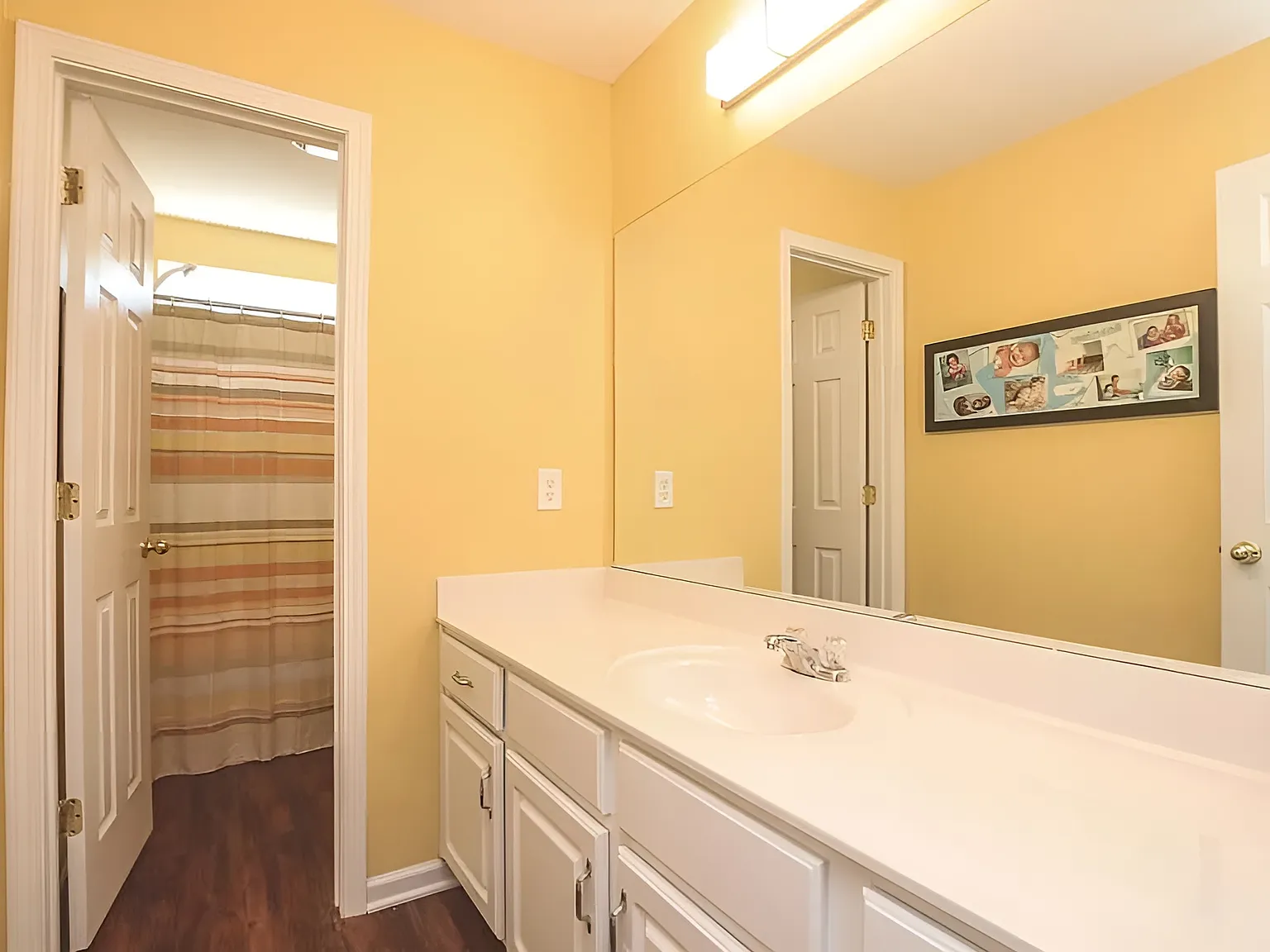 4 bed, 3057 sqft, $3,200 — Photo 2
