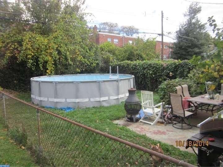 2nd image of 9122 Revere St