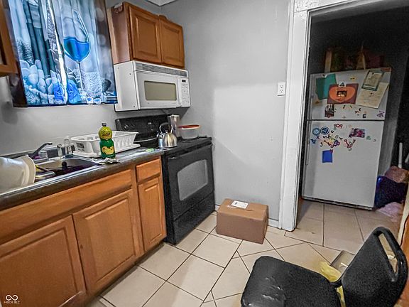 4th image of 5202 Burgess Ave