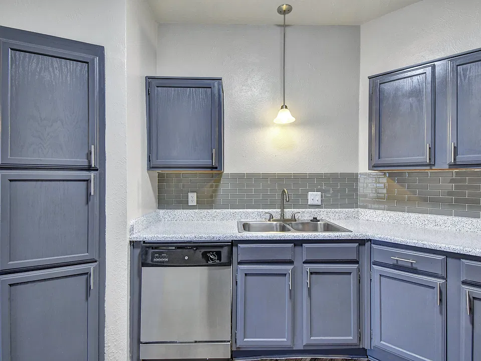 1303 Main