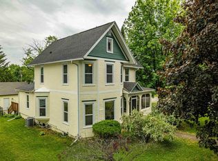 404 N Main St, Oregon, WI 53575