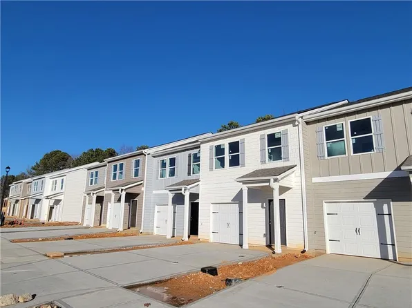 130 Village Green Dr, Adairsville, GA 30103