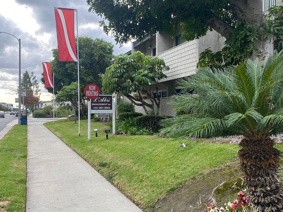 Woodbriar Apartments 10415 Paramount Blvd Downey, CA Zillow