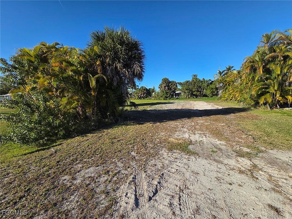 1st image of 7840 Raymary St