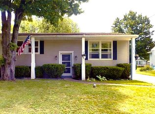 5092 Bradley Ln, Hamburg, NY 14075