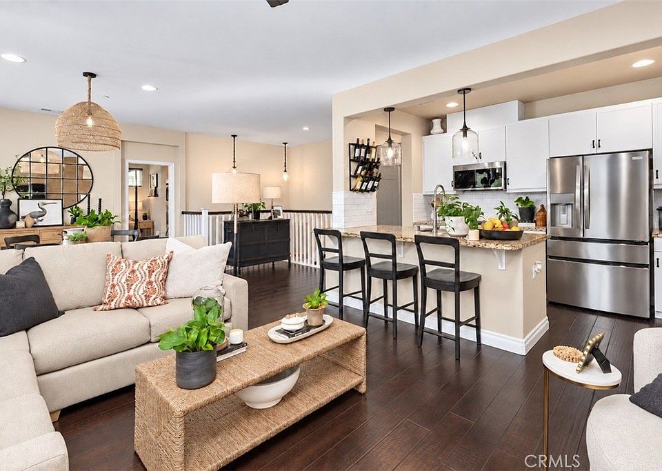 1st image of 27859 Avenida Avila