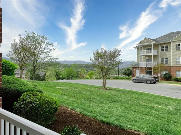 4434 Pheasant Ridge Rd SW Unit 106, Roanoke, VA 24014