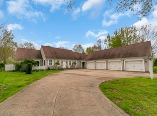 16470 Vernon Dr, Parkman, OH 44080