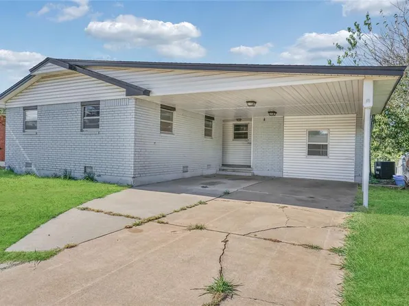 1510 NW 49th St, Lawton, OK 73505