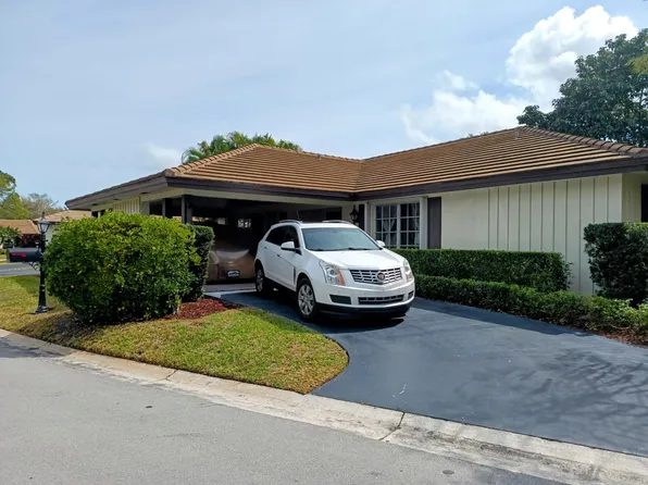 496 Forestview Drive, Atlantis, FL 33462