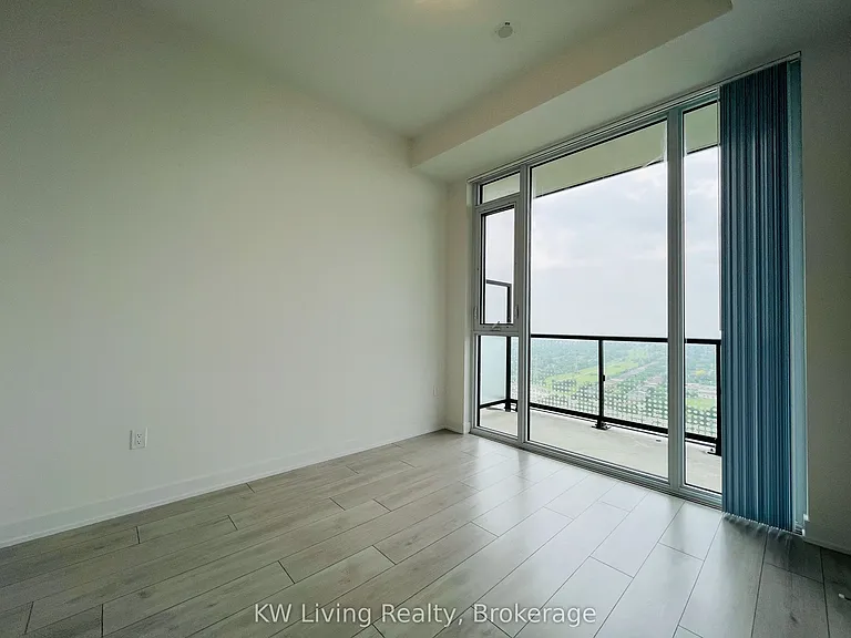 5858 Yonge St #LPH01 — Photo 7