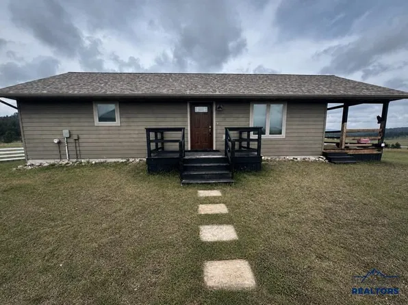 11593 War Bonnet Rd, Custer, SD 57730