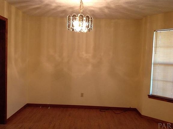 3rd image of 6934 Corrydale Dr