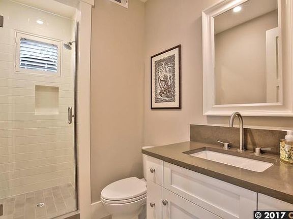 5th image of 21 Emery Ln