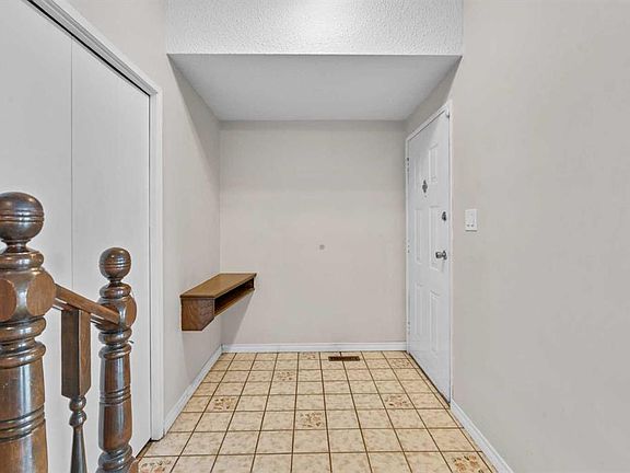 3rd image of 27 N Beddington Rd NE