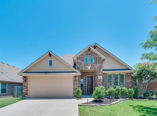 918 Newcastle Dr, Midlothian, TX 76065