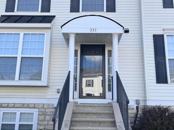 331 Lost River Dr, Blacklick, OH 43004