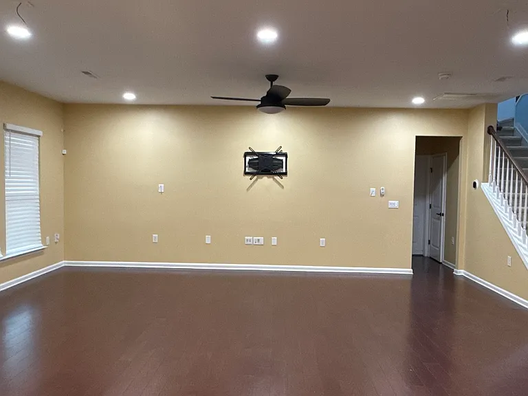 2101 Chipley Dr — Photo 4
