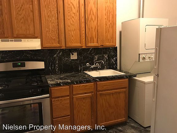 4th image of 2612 P St APT 03