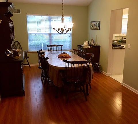 4th image of 9 Pine Hollow Ln
