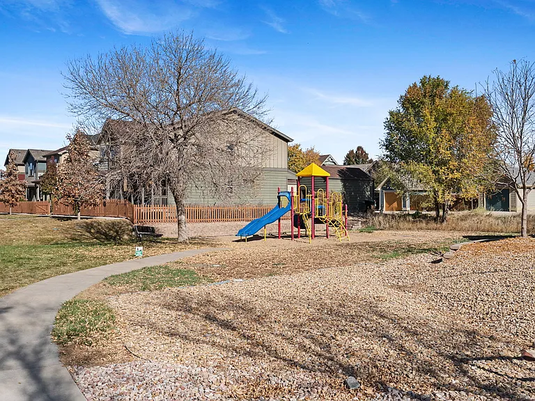 1221 Wren Ct #4-303 — Photo 13