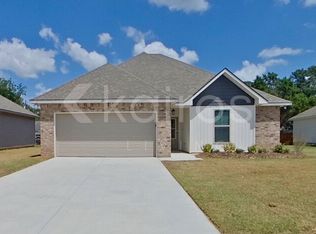 205 Salvat Dr, Lafayette, LA 70507