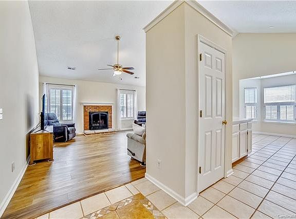 5th image of 6900 Spandril Ln