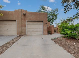 6049 Alamosa Way NW, Albuquerque, NM 87107