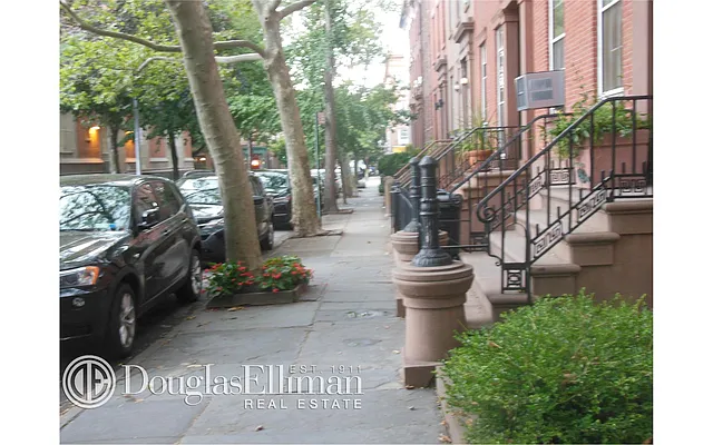 Rented by Douglas Elliman | media 18