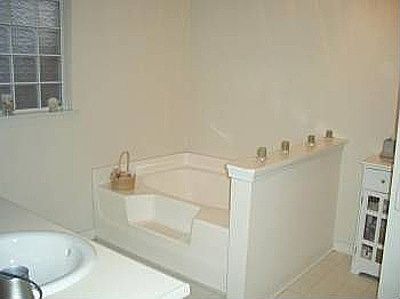 4th image of 10787 Country Ostrich Dr