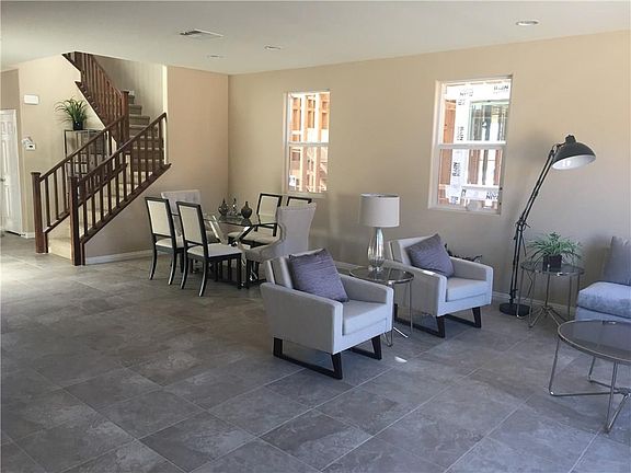 4th image of 721 Shiva St