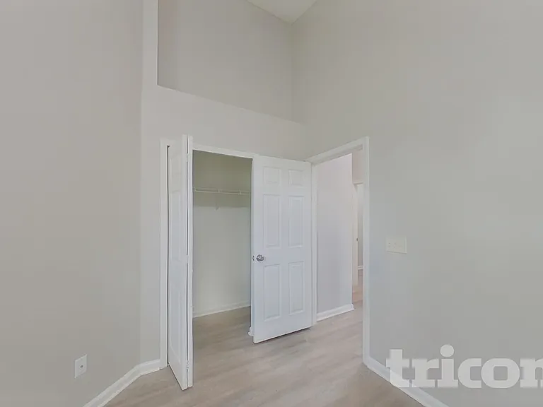 3264 Abbeyfield Dr E — Photo 12