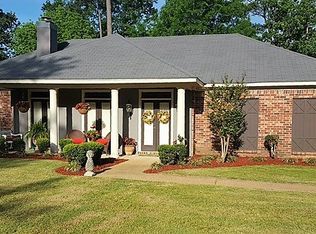 260 Mallard Dr, Brandon, MS 39047