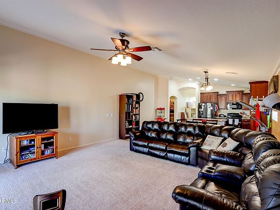 3rd image of 36970 W Leonessa Ave