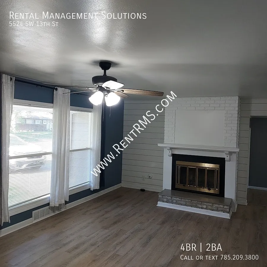 **Minutes From Wanamaker**5524 Sw 13th St - 4 Bed/1.5 Bath — Photo 4