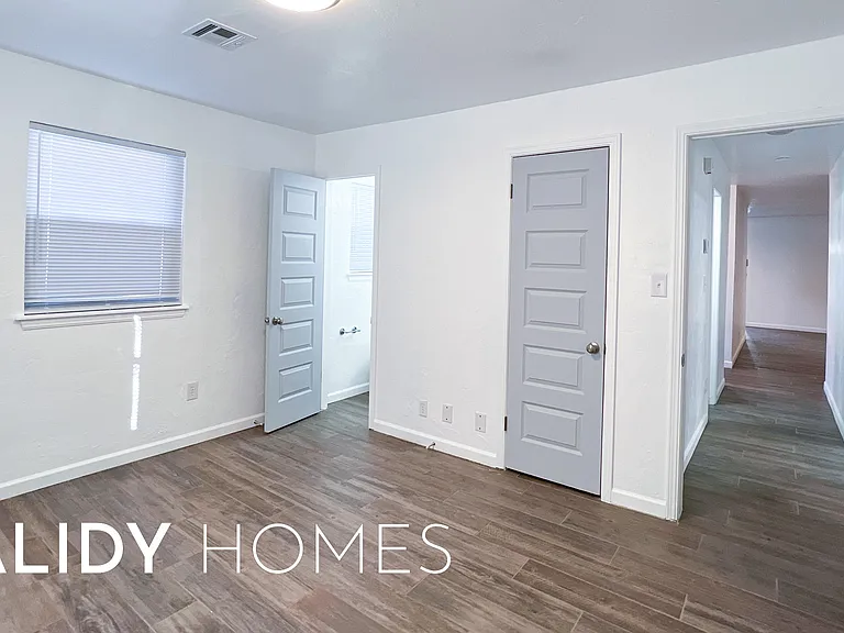 13408 Thompson Rd — Photo 43